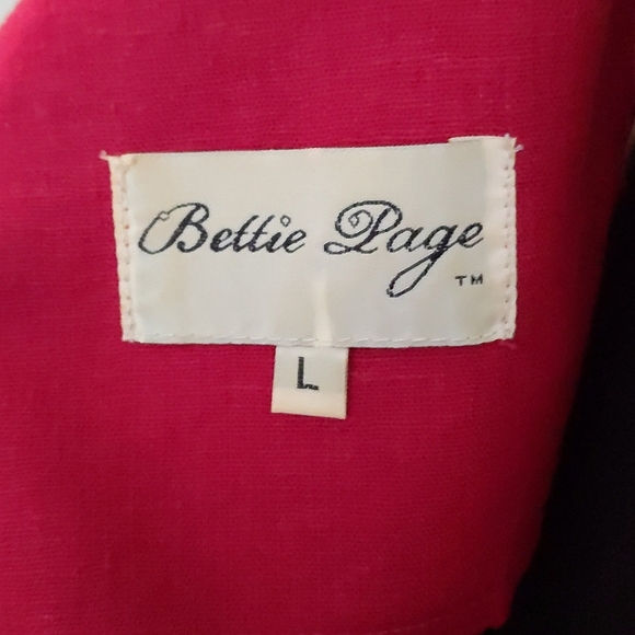 Bettie Page Wiggle Dress - Picture 7 of 8